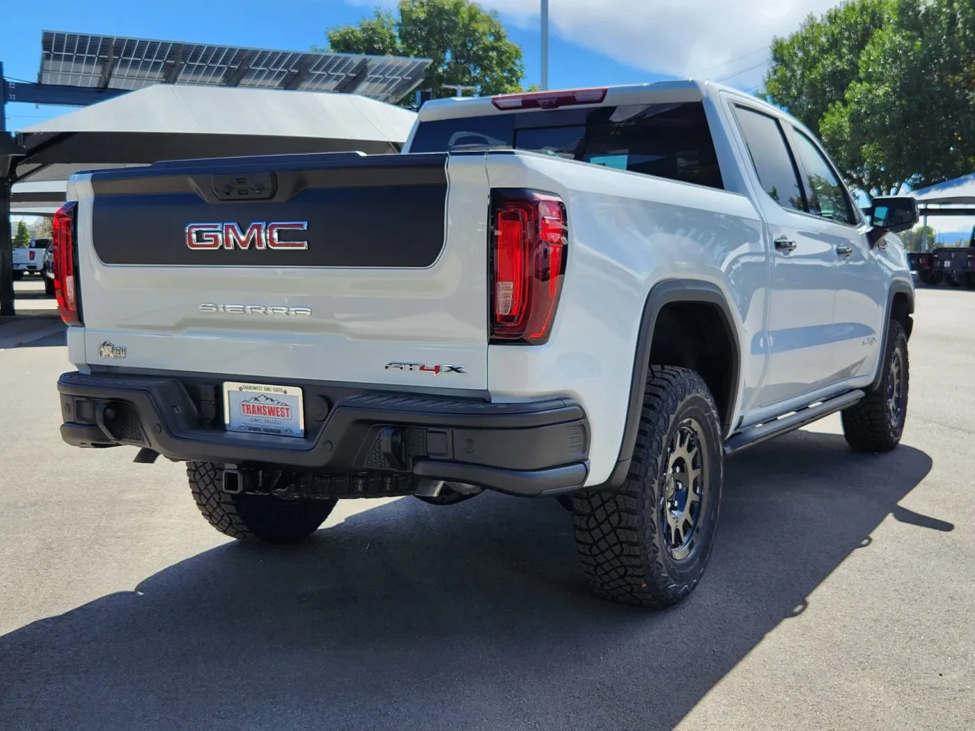 2026 GMC Sierra 1500 AT4X | Photo 2 of 28