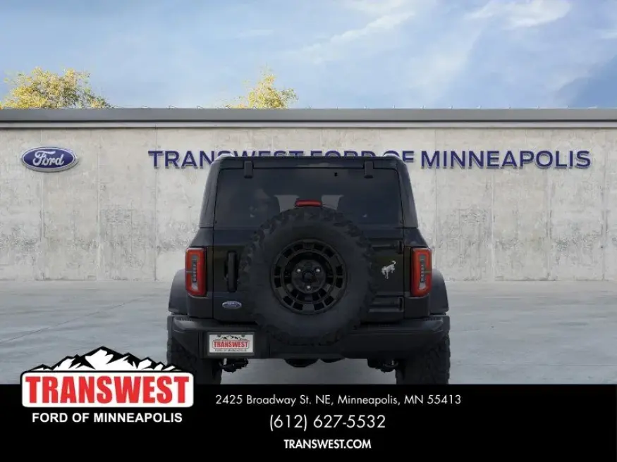 2026 Ford Bronco Badlands | Photo 4 of 25