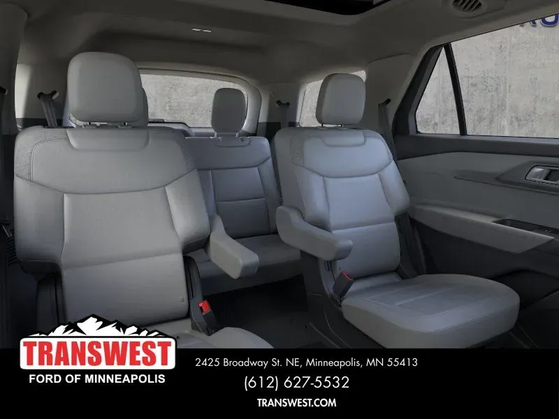 2026 Ford Explorer Active | Photo 10 of 23