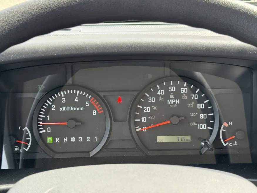 2025 Isuzu NRR GAS | Photo 19 of 24