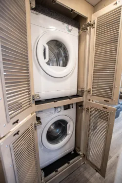 2026 Renegade Verona 36VSB | Thumbnail Photo 23 of 25