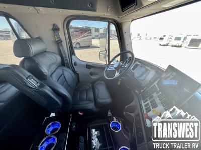 2022 Freightliner M2 106 | Thumbnail Photo 10 of 20