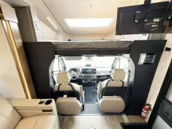 2027 Newmar Freedom Aire 2512 | Thumbnail Photo 6 of 25