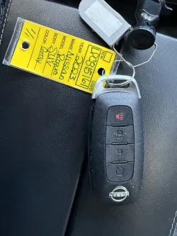 2023 Nissan Rogue SV | Thumbnail Photo 18 of 19