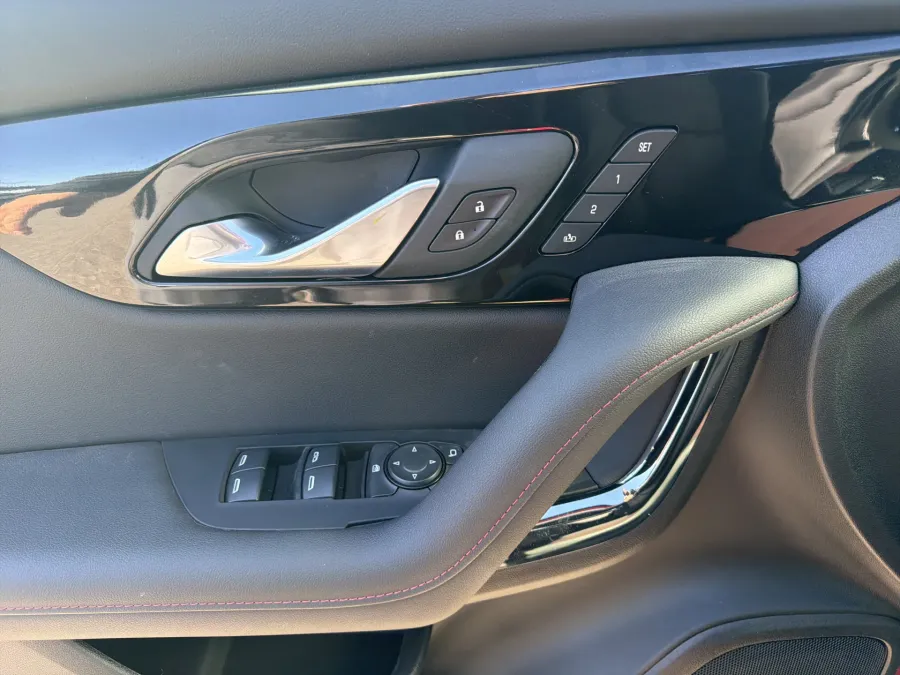 2026 Chevrolet Blazer RS | Photo 13 of 23