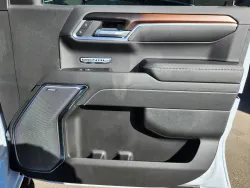 2026 GMC Sierra 1500 Denali | Thumbnail Photo 16 of 31