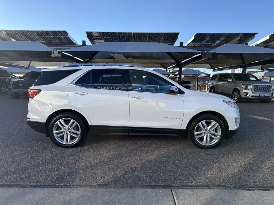2020 Chevrolet Equinox Premier | Photo 5 of 22