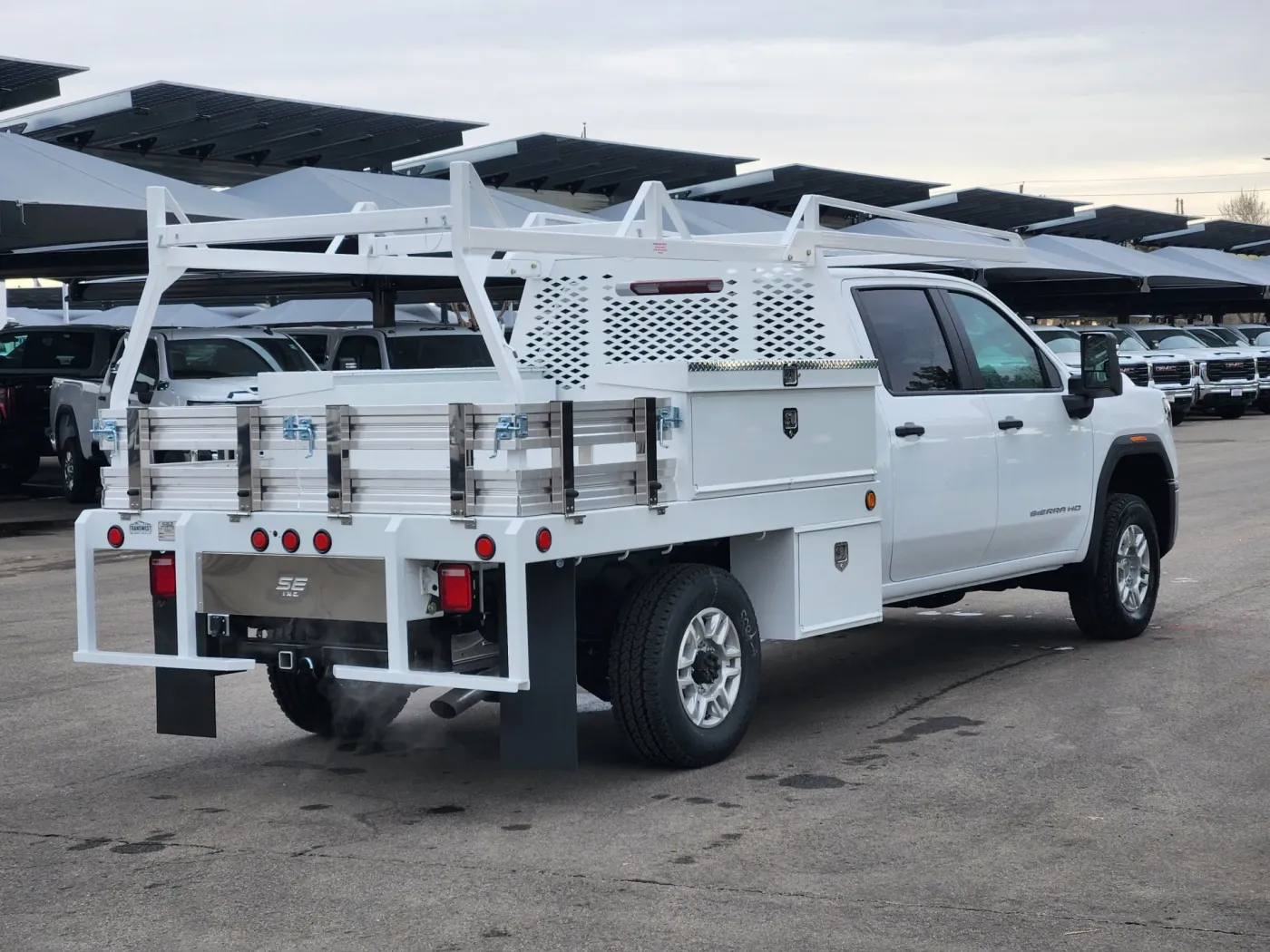 2026 GMC Sierra 2500HD Pro | Photo 3 of 21