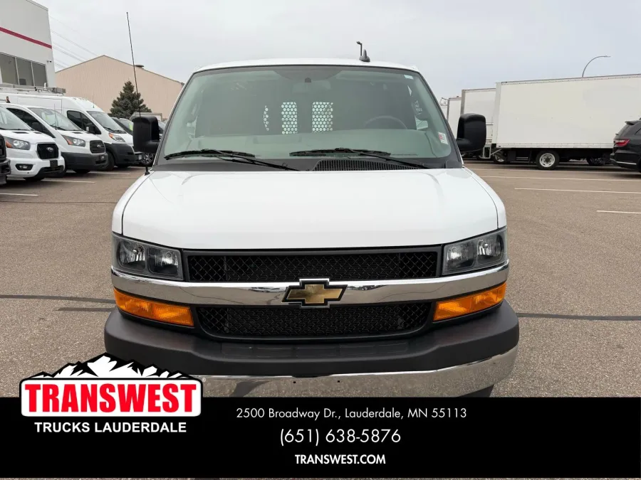 2024 Chevrolet Express 2500 Work Van | Photo 16 of 20