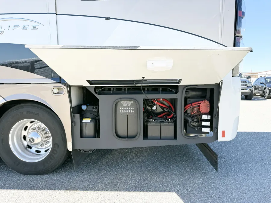 2012 Itasca Ellipse 42QD | Photo 28 of 32