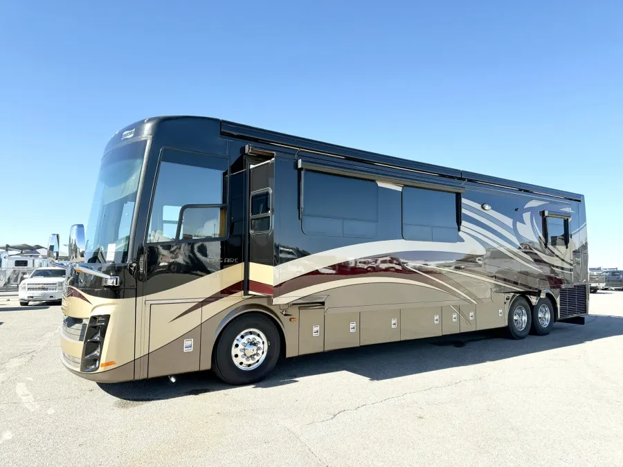 2013 Newmar King Aire 4584 | Photo 23 of 33