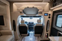 2026 Tiffin Wayfarer 25XRW | Thumbnail Photo 8 of 24