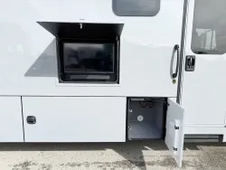 2026 Renegade Verona 36VSB | Thumbnail Photo 24 of 29