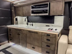 2026 Tiffin Zephyr 45PZ | Thumbnail Photo 15 of 39