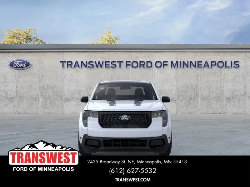2025 Ford Maverick XLT | Photo 5 of 24