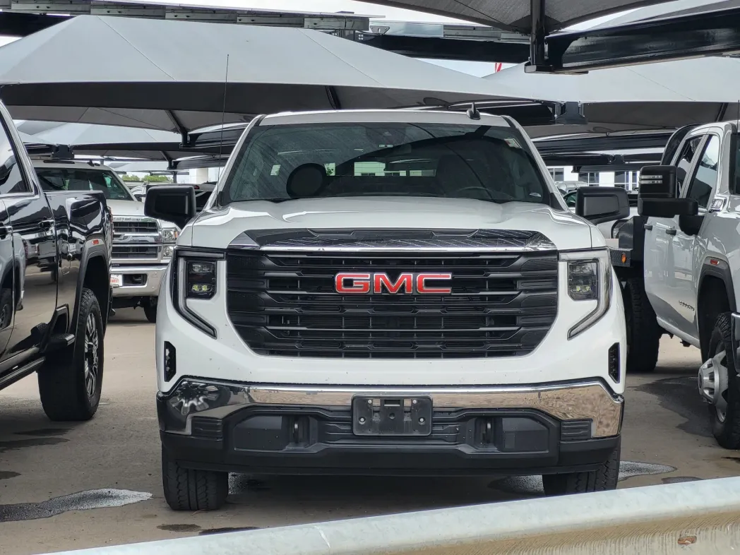 2025 GMC Sierra 1500 Pro 