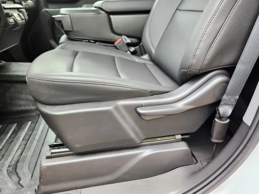 2025 GMC Sierra 3500HD CC Pro | Photo 10 of 28