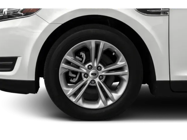 2019 Ford Taurus | Photo 10 of 16