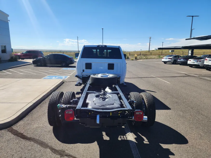 2026 RAM 5500 Tradesman | Photo 6 of 21