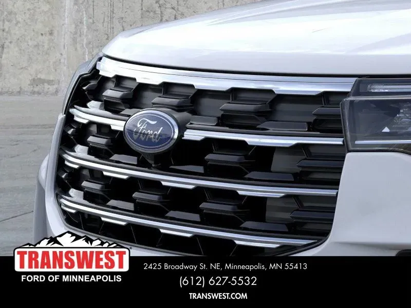 2026 Ford Explorer Active | Photo 16 of 23