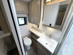 2026 Renegade Verona 40VRB | Thumbnail Photo 18 of 31