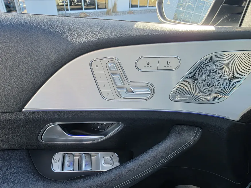2022 Mercedes Benz GLE 350 | Photo 22 of 29