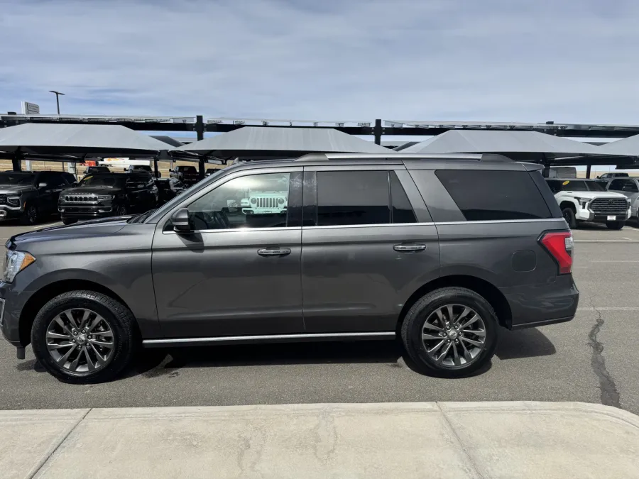 2019 Ford Expedition Limited | Photo 17 of 24