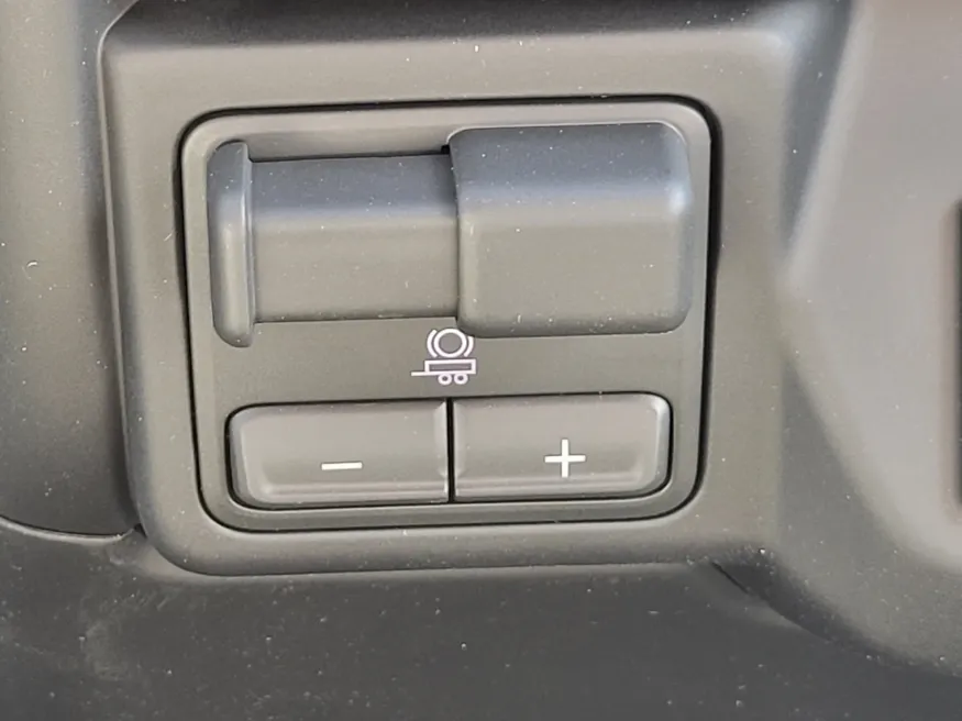 2026 GMC Sierra 2500HD Pro | Photo 19 of 30