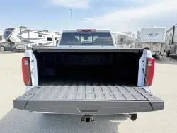2026 GMC 2500 Denali Ultimate | Thumbnail Photo 14 of 23