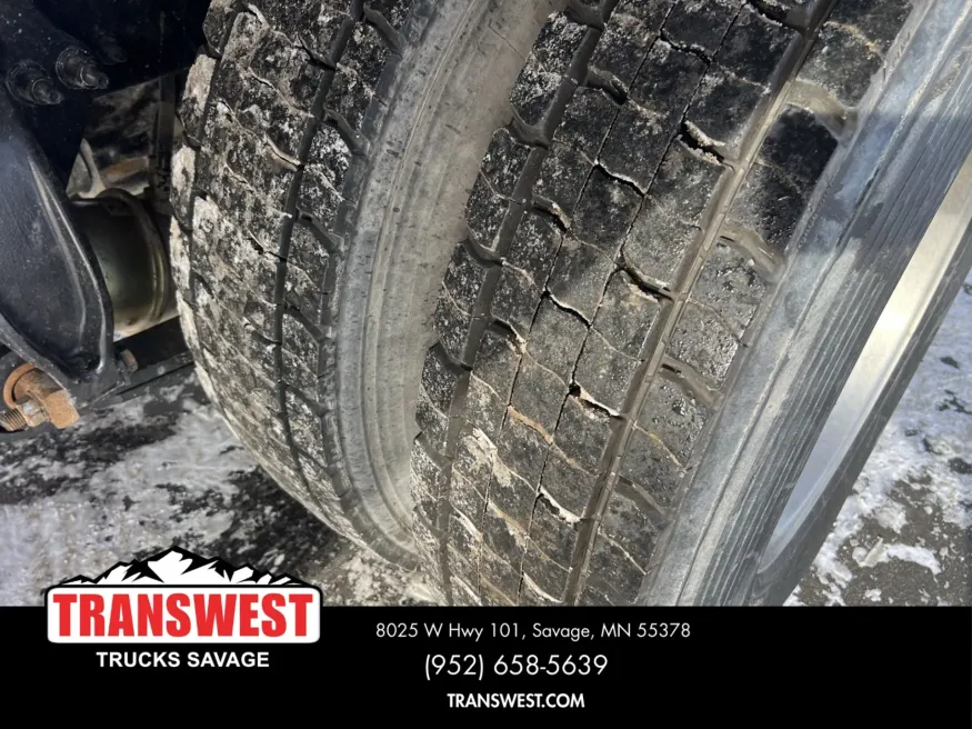 2020 Freightliner M2 106 | Photo 6 of 11