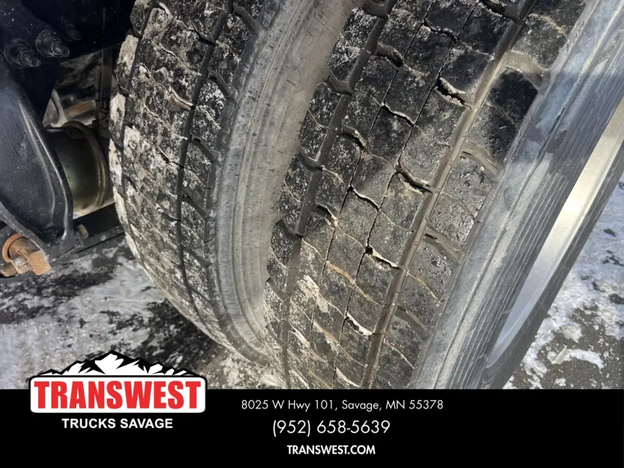 2020 Freightliner M2 106 | Photo 6 of 11