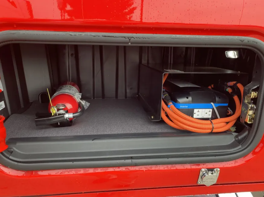 2025 Freightliner Cascadia | Photo 16 of 17