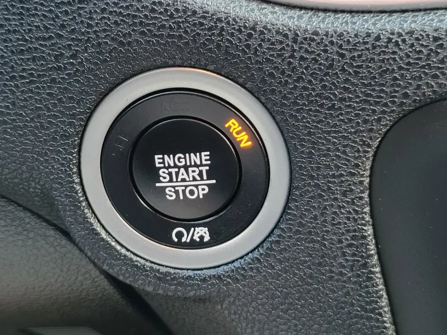 2018 Dodge Charger GT | Photo 24 of 35