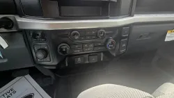 2025 Ford Super Duty F-350 | Thumbnail Photo 21 of 28