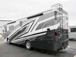 2026 Newmar Northern Star 3418 | Thumbnail Photo 14 of 23