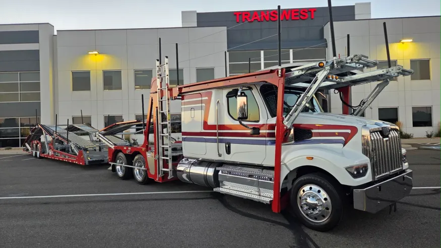 2026 Western Star 49X | Photo 1 of 24