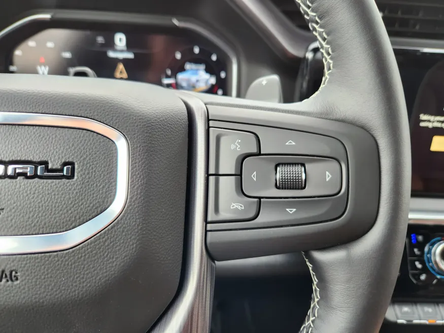 2025 GMC Sierra 1500 Denali Ultimate | Photo 23 of 29