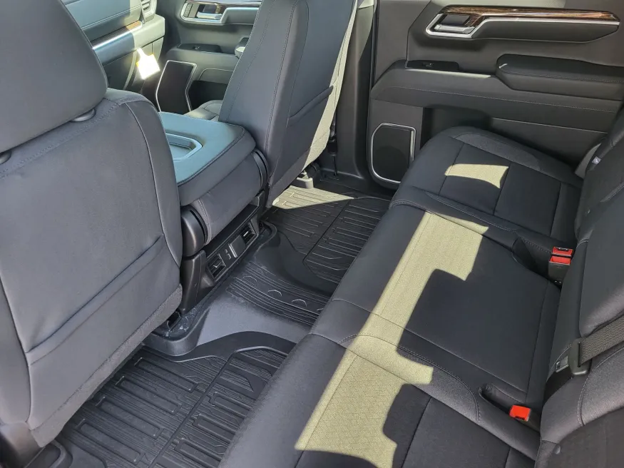 2026 GMC Sierra 1500 Elevation | Photo 21 of 24