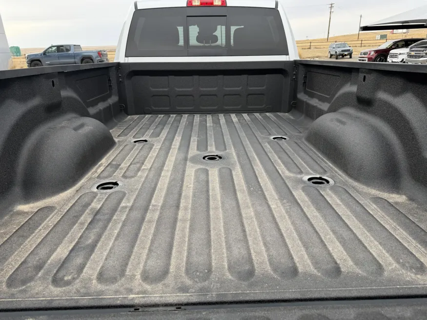 2026 RAM 3500 Big Horn | Photo 7 of 16