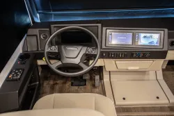 2026 Newmar Canyon Star 3947 | Thumbnail Photo 14 of 27