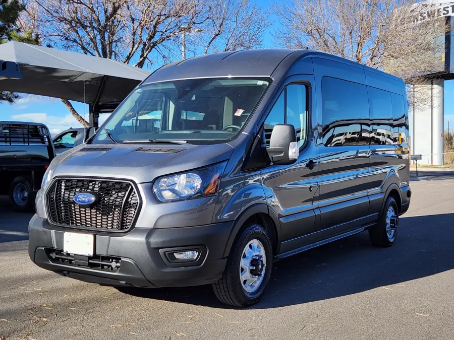 2023 Ford Transit Passenger Wagon T350 | Photo 3 of 30