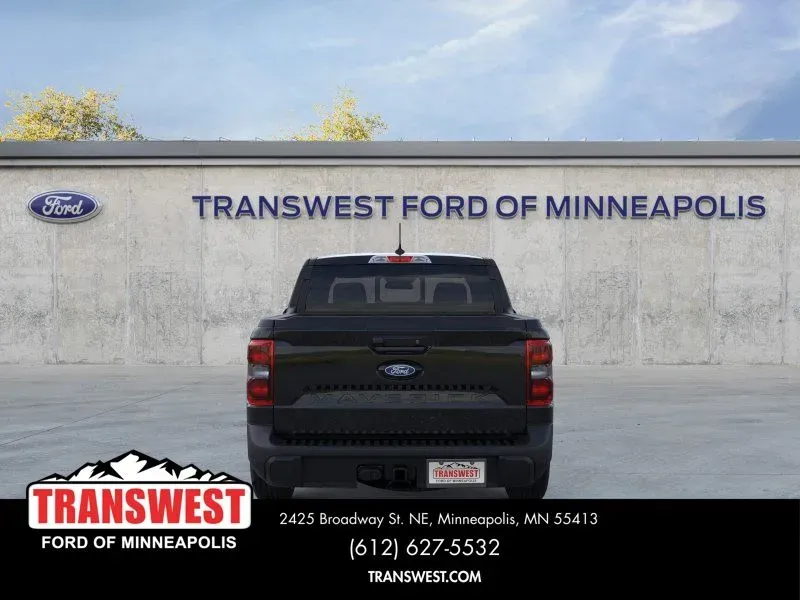 2026 Ford Maverick Lariat | Photo 4 of 24