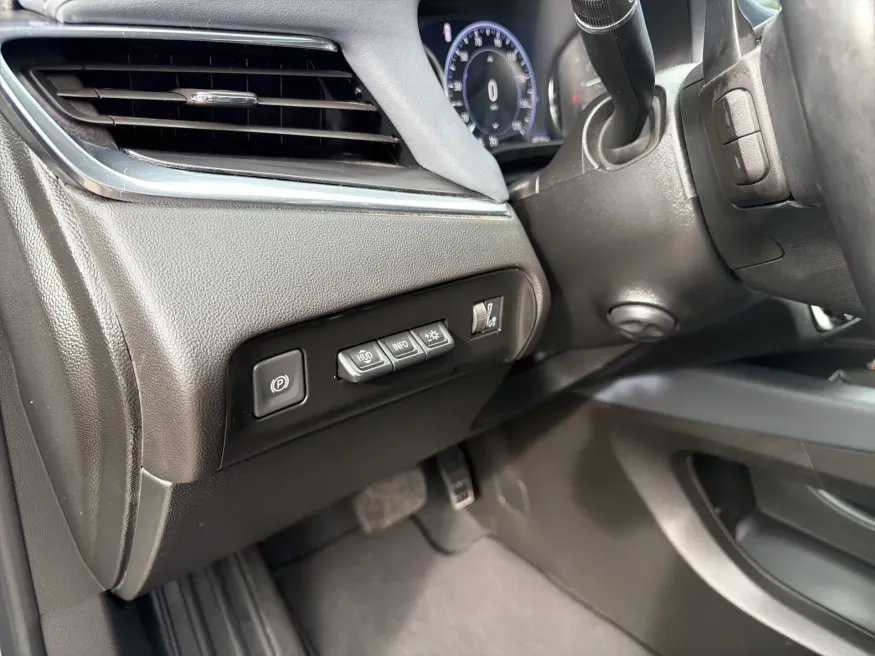 2023 Buick Enclave Premium | Photo 15 of 25