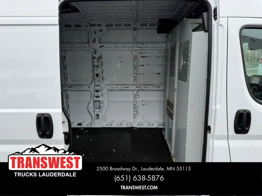 2023 RAM ProMaster 2500 High Roof | Photo 10 of 20