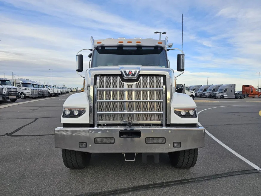 2026 Western Star 49X | Photo 2 of 23