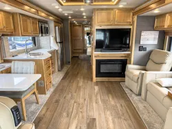 2022 Tiffin Allegro Red 33AA | Thumbnail Photo 3 of 40