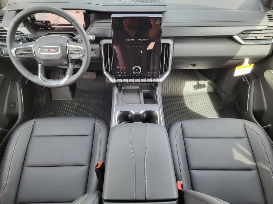 2026 GMC Acadia AWD Elevation | Photo 21 of 26
