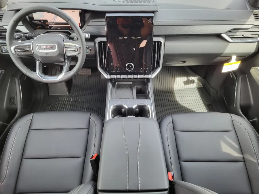 2026 GMC Acadia AWD Elevation | Photo 21 of 26