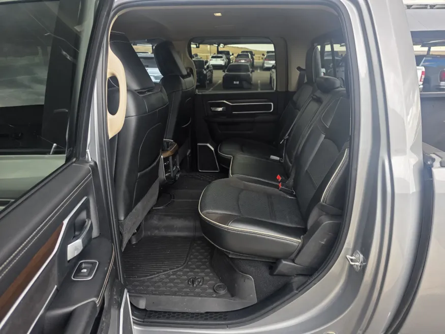 2022 RAM 3500 Laramie | Photo 12 of 28