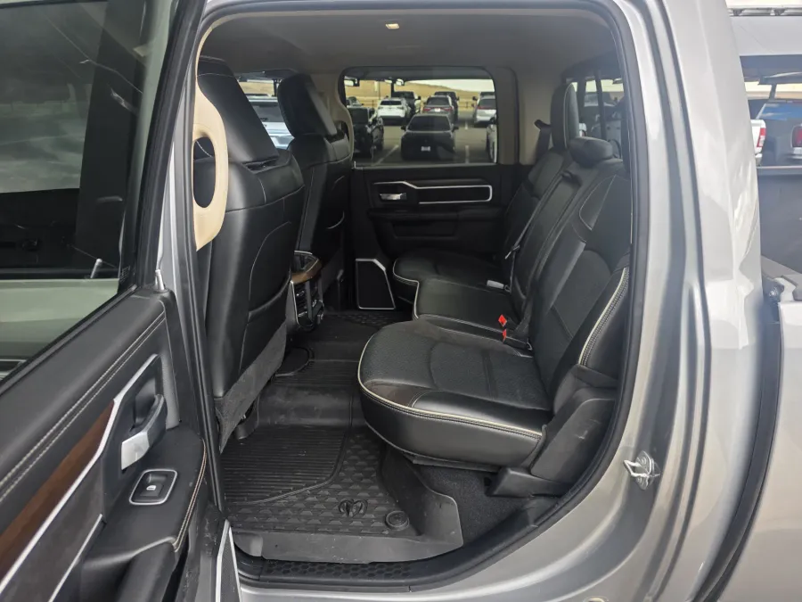 2022 RAM 3500 Laramie | Photo 12 of 28